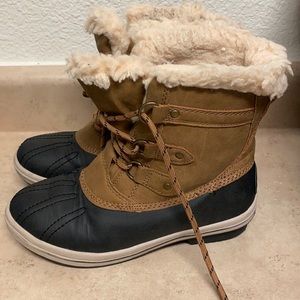 Pawz duck deals boots